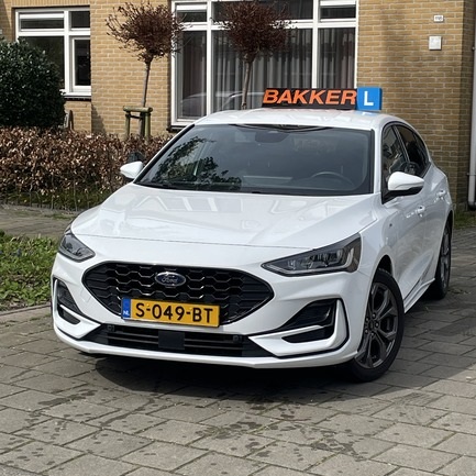 Hoe ziet jouw eerste rijles eruit?